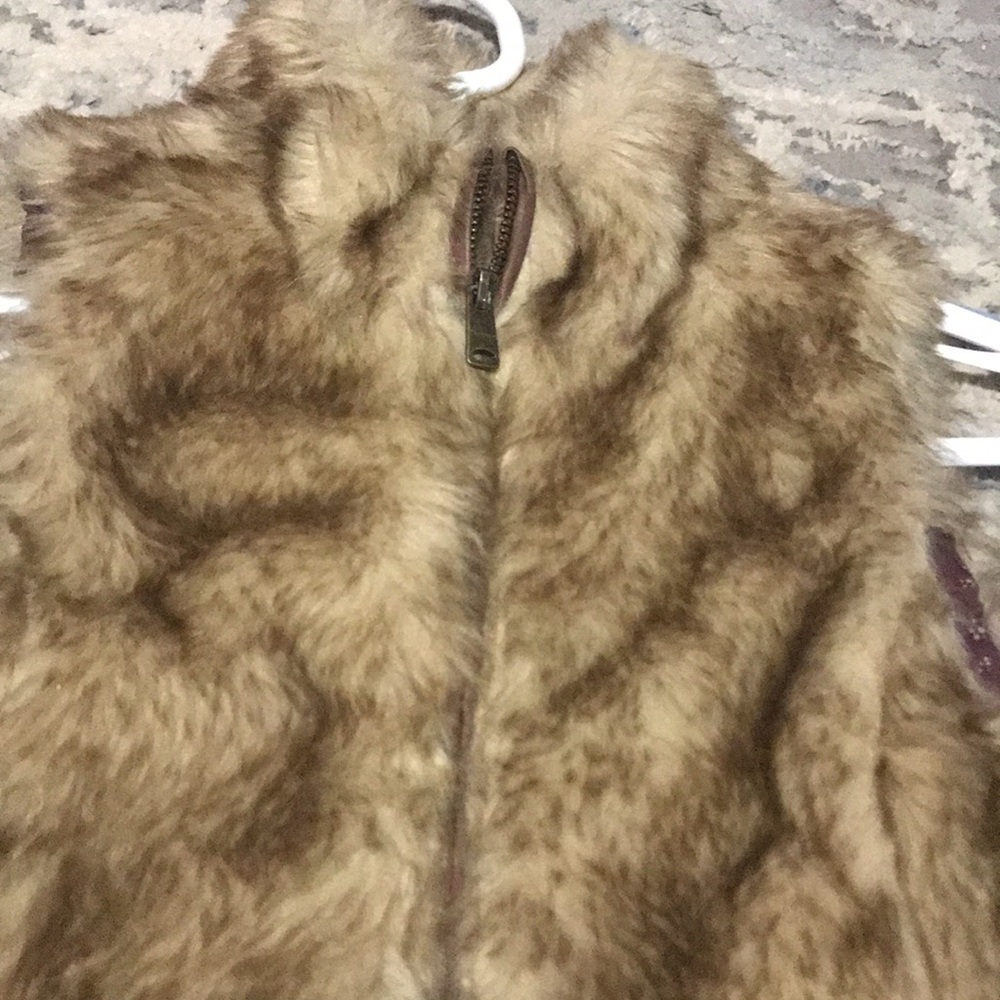 Coat - Picture 3 of 4
